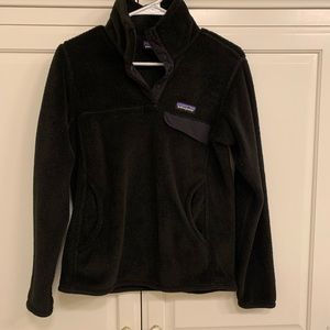 Black Patagonia pull over